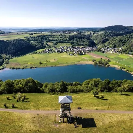 Wunderschoene Im Burgenland, Cleaning Included * Manderscheid
