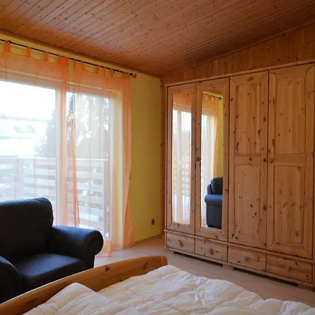 Daire Wunderschoene Im Burgenland, Cleaning Included Manderscheid